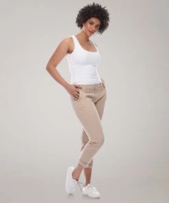 Yoga Jeans Malia Relaxed Classic Rise Slim Jean - Sandcastle