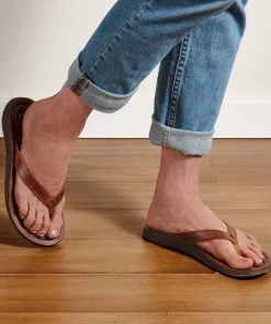 OluKai Women's Panioli Leather Beach Sandals