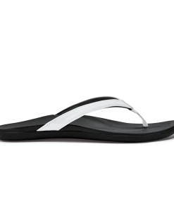 OluKai Women's Ho'opio Beach Sandals