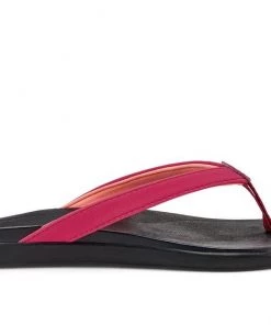 OluKai Women's Ho'opio Beach Sandals