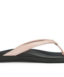 OluKai Women's Ho'opio Beach Sandals