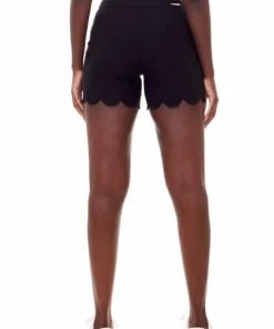 Women Tyler Madison Taylor Scalloped Techno Short