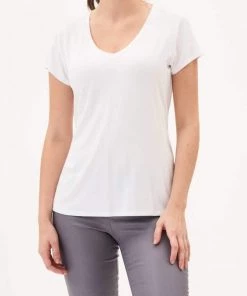 Tyler Madison Marylin Short Sleeve V-Neck T-Shirt