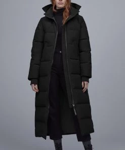 Canada Goose Women's Mystique Parka