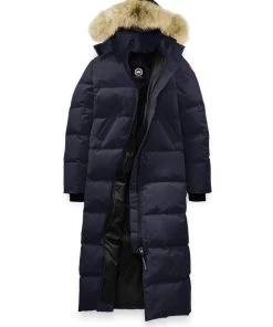 Canada Goose Women's Mystique Parka 25 Canada Goose Women's Mystique Parka
