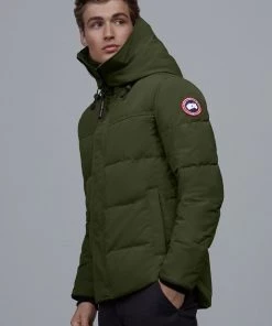 Canada Goose Men's MacMillan Parka 41 Canada Goose Men's MacMillan Parka
