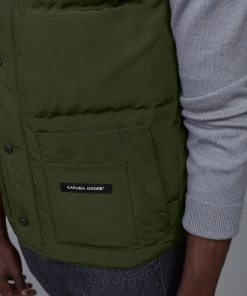 Canada Goose Men's Freestyle Crew Vest