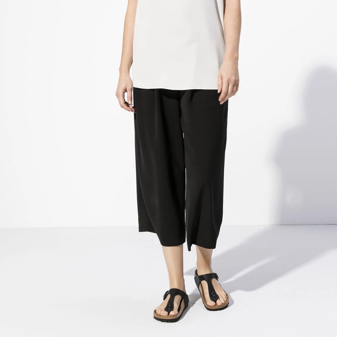 Birkenstock Gizeh Black Birko-Flor Sandals - Regular 7 Birkenstock Gizeh Black Birko-Flor Sandals - Regular