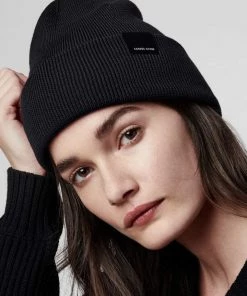 Canada Goose Women's Classic Merino Toque