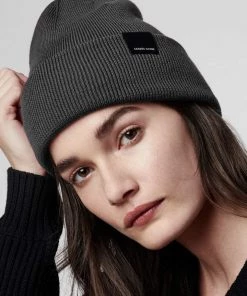 Canada Goose Women's Classic Merino Toque