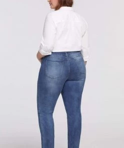 Tribal Women's Straight Five-Pocket Dream Jean