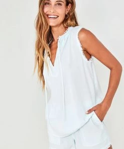 Women Bella Dahl Sleeveless Fray Edge Pullover