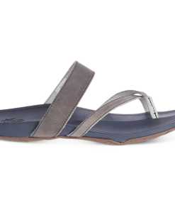 Footwear Chaco Women's Lost Coast Leather Sandal * Last Chance