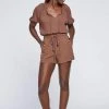 Women Gentle Fawn Shayla Short