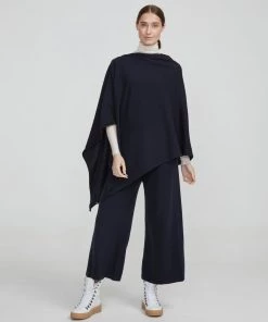 Holebrook Women's Sophie Poncho Accessories