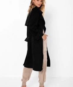 Madison The Label Bella Coat Women's Outerwear