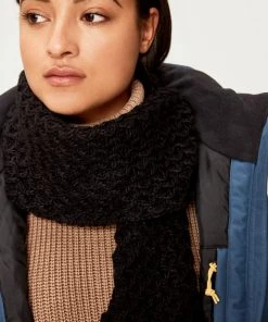 Lole Popcorn Knitwear Scarf