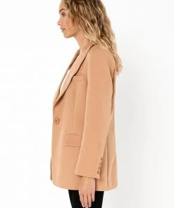 Madison The Label Mercedes Blazer Women's Outerwear