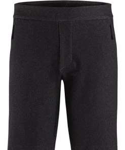 Arc'teryx Men's Mentum Shorts 9.5"