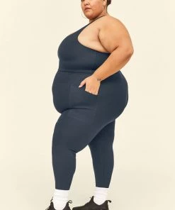 Girlfriend Compressive Pocket Legging - 28.5 Inseam Women 11 Girlfriend Compressive Pocket Legging - 28.5 Inseam Women