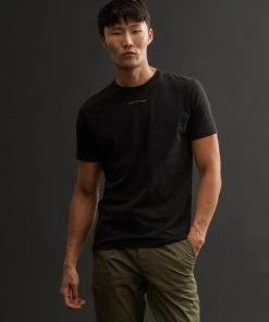 Ten Tree Men's Outsider Classic T-Shirt