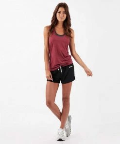 Vuori Women's Clementine 4" Short 7 Vuori Women's Clementine 4