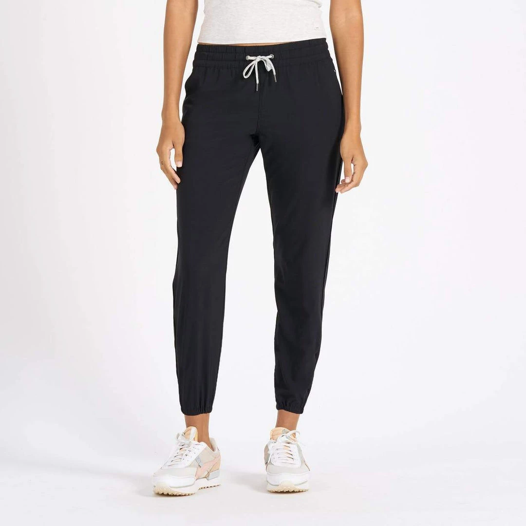 Vuori Women's Weekend Jogger 3 Vuori Women's Weekend Jogger