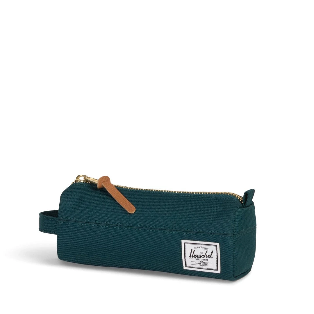 Herschel Settlement Case Herschel Supply Co. 4 Herschel Settlement Case Herschel Supply Co.