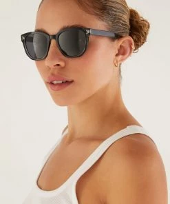 Z Supply Sunseeker Sunglasses 12 Z Supply Sunseeker Sunglasses