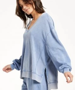 Z Supply Washed V-Neck Modern Weekender 12 Z Supply Washed V-Neck Modern Weekender