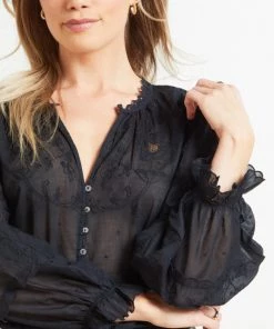 Women Velvet Cotton Embroidery Top