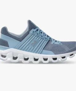 On Women's Cloudswift Training Shoe