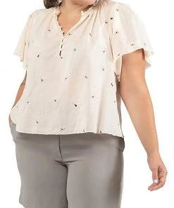 Dex Plus Flutter Sleeve Blouse