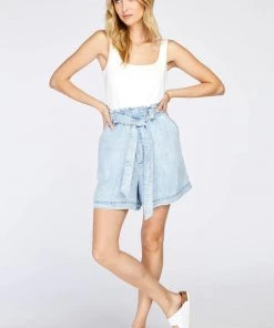 Women Gentle Fawn Genna Short