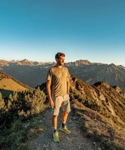 Arc'Teryx Men's Short Sleeve Cormac Logo Shirt