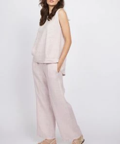 Pistache Sleeveless Linen Top