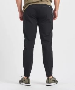 Vuori Men's Fleet Pant Black 8 Vuori Men's Fleet Pant Black