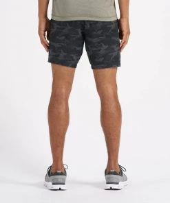 Vuori Men's Ponto Short