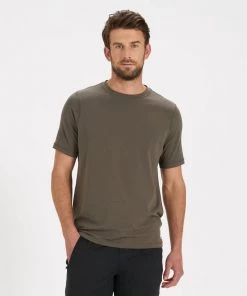 Vuori Men's Tuvalu Tee 14 Vuori Men's Tuvalu Tee