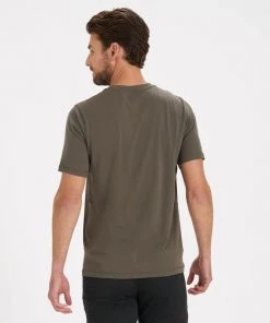 Vuori Men's Tuvalu Tee 13 Vuori Men's Tuvalu Tee