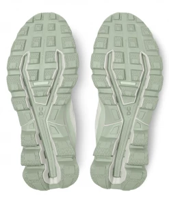 ON Women's Cloudventure Shoe